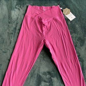 Buffbunny siren leggings in sugar plum size medium